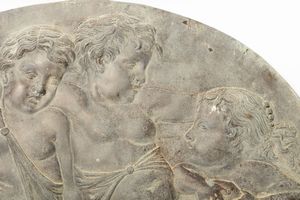 Grande placca ovale in bronzo con scena bacchica, fine secolo XIX - inizi secolo XX  - Asta Incanti d'Arte - Associazione Nazionale - Case d'Asta italiane
