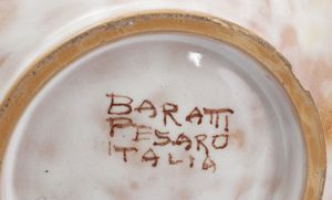 Vaso in ceramica policroma con motivi arcaizzanti  - Asta Incanti d'Arte - Associazione Nazionale - Case d'Asta italiane