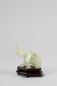 Sette sculture in materiali vari raffiguranti animali, Cina secolo XX  - Asta Incanti d'Arte - Associazione Nazionale - Case d'Asta italiane