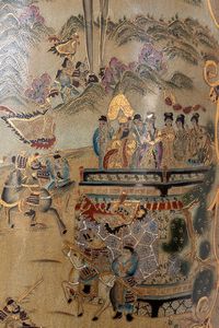 Grande e importante vaso Satsuma con decorazioni floreali e scene di vita di corte, Giappone inizio secolo XX  - Asta Incanti d'Arte - Associazione Nazionale - Case d'Asta italiane