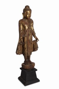 Buddha Thai in legno intagliato e dorato, secolo XIX  - Asta Incanti d'Arte - Associazione Nazionale - Case d'Asta italiane