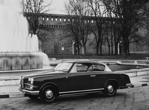Anonimo : Alfa Romeo 1900  - Asta Fotografia - Associazione Nazionale - Case d'Asta italiane