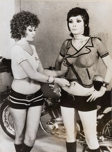 Anonimo - Edwige Fenec and Paola Quattrini in Perch� quelle strane gocce di sangue sul corpo di Jennifer?