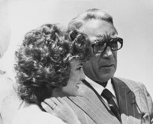 Joe Bangay - Anthony Quinn in The Greek Tycoon