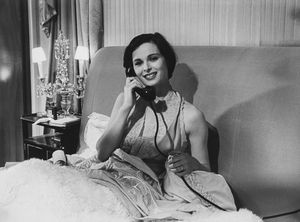 Foto Invernizzi - Lucia Bos� in Cronaca di un amore