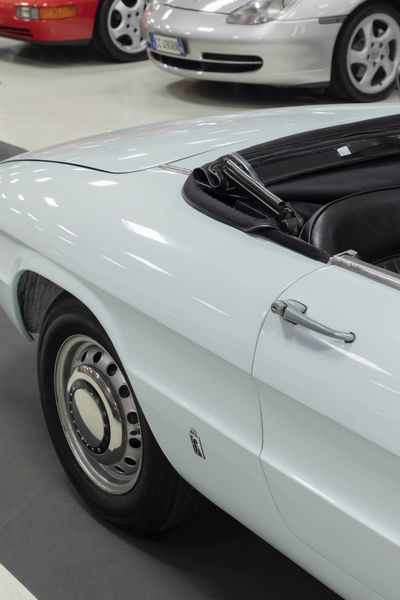 Alfa Romeo : Spider Duetto Osso di Seppia - 1967  - Asta Automobili - Associazione Nazionale - Case d'Asta italiane
