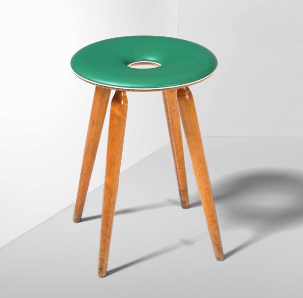 Tokokushi Kato : Sgabello ad anello  - Asta Design Lab - Associazione Nazionale - Case d'Asta italiane