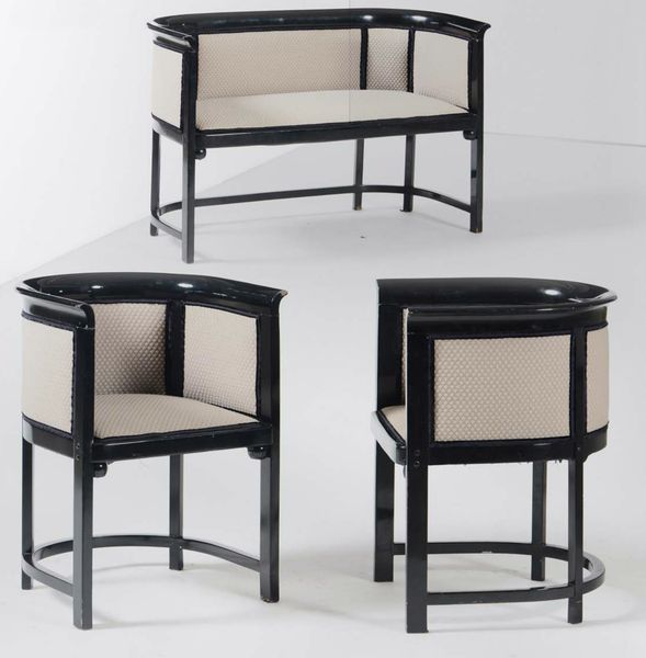 Josef Hoffmann, Stile di : Salottino composto da un divano e due poltrone  - Asta Design Lab - Associazione Nazionale - Case d'Asta italiane
