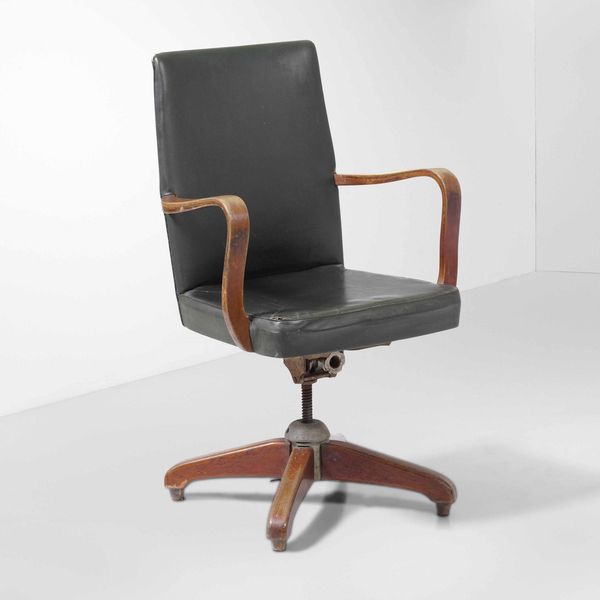 Poltrona girevole  - Asta Design Lab - Associazione Nazionale - Case d'Asta italiane