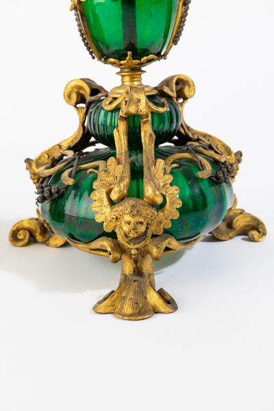 Coppia di importanti candelieri in vetro soffiato di Murano con montatura in bronzo dorato. Veneto, primo quarto del XVII secolo  - Asta Villa di Maser. Storia di una casa e di una famiglia - Associazione Nazionale - Case d'Asta italiane
