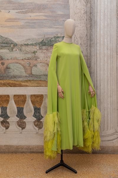 Due abiti da sera, Lia Biffi, anni '60  - Asta Villa di Maser. Storia di una casa e di una famiglia - Associazione Nazionale - Case d'Asta italiane