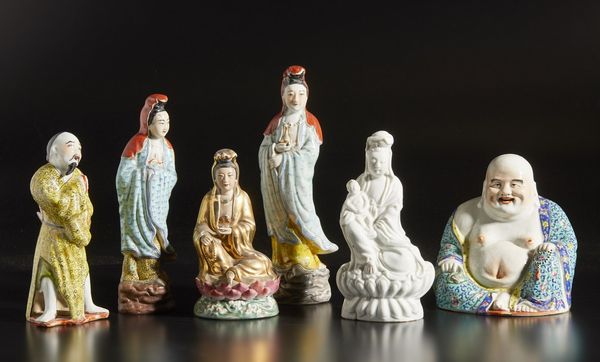Arte Cinese : Lotto composto da undici figure in porcellana Cina, inizi XX secolo  - Asta Asta 373 | ARTE ORIENTALE E ISLAMICA - ARTE ORIENALE E WUNDERKAMMER Online - Associazione Nazionale - Case d'Asta italiane