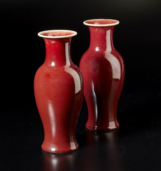 Arte Cinese : Coppia di vasi sang de boeuf  Cina, XX secolo  - Asta Asta 373 | ARTE ORIENTALE E ISLAMICA - ARTE ORIENALE E WUNDERKAMMER Online - Associazione Nazionale - Case d'Asta italiane