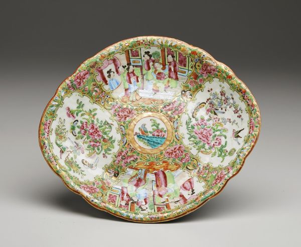 Arte Cinese : Lotto composto da otto manufatti in porcellana Cina, dinastia Qing, XVIII-XIX secolo  - Asta Asta 373 | ARTE ORIENTALE E ISLAMICA - ARTE ORIENALE E WUNDERKAMMER Online - Associazione Nazionale - Case d'Asta italiane