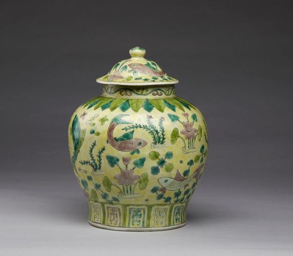 Arte Cinese : Lotto composto da tre oggetti in porcellana  Cina, XIX-XX secolo  - Asta Asta 373 | ARTE ORIENTALE E ISLAMICA - ARTE ORIENALE E WUNDERKAMMER Online - Associazione Nazionale - Case d'Asta italiane