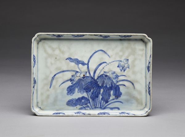 Arte Cinese : Lotto composto da tre oggetti in porcellana  Cina, XIX-XX secolo  - Asta Asta 373 | ARTE ORIENTALE E ISLAMICA - ARTE ORIENALE E WUNDERKAMMER Online - Associazione Nazionale - Case d'Asta italiane