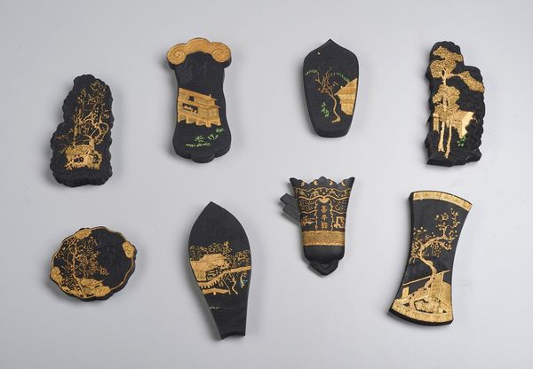 Arte Cinese : Otto panetti di inchiostro entro scatola Cina, periodo Repubblica  - Asta Asta 373 | ARTE ORIENTALE E ISLAMICA - ARTE ORIENALE E WUNDERKAMMER Online - Associazione Nazionale - Case d'Asta italiane