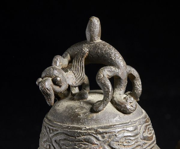 Arte Cinese : Vaso in bronzo  Cina, dinastia Qing, XIX secolo  - Asta Asta 373 | ARTE ORIENTALE E ISLAMICA - ARTE ORIENALE E WUNDERKAMMER Online - Associazione Nazionale - Case d'Asta italiane