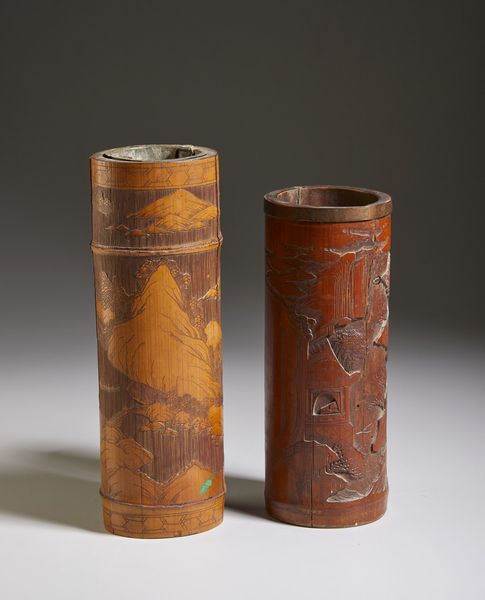 Arte Cinese : Gruppo di quattro portapennelli (bitong)  in bamboo  Cina, dinastia Qing, XIX secolo  - Asta Asta 373 | ARTE ORIENTALE E ISLAMICA - ARTE ORIENALE E WUNDERKAMMER Online - Associazione Nazionale - Case d'Asta italiane