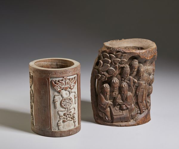 Arte Cinese : Gruppo di quattro portapennelli (bitong)  in bamboo  Cina, dinastia Qing, XIX secolo  - Asta Asta 373 | ARTE ORIENTALE E ISLAMICA - ARTE ORIENALE E WUNDERKAMMER Online - Associazione Nazionale - Case d'Asta italiane