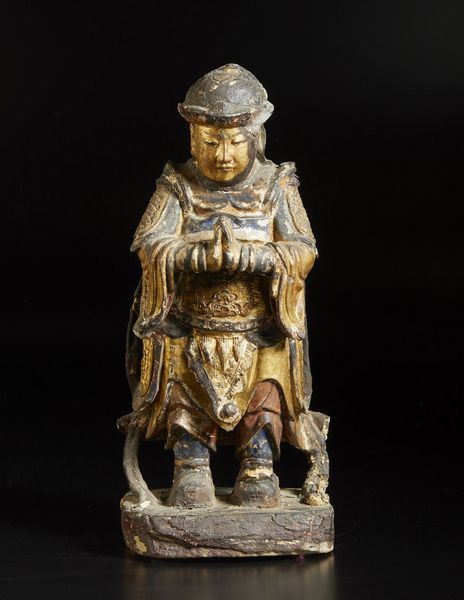 Arte Cinese : Scultura in legno dorato raffigurante Wei Tuo  Cina, dinastia Ming, XVI secolo  - Asta Asta 373 | ARTE ORIENTALE E ISLAMICA - ARTE ORIENALE E WUNDERKAMMER Online - Associazione Nazionale - Case d'Asta italiane