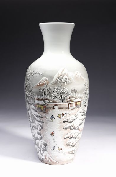 Arte Cinese : Vaso in porcellana dipinta con paesaggio innevato Cina, periodo Repubblica  - Asta Asta 373 | ARTE ORIENTALE E ISLAMICA - ARTE ORIENALE E WUNDERKAMMER Online - Associazione Nazionale - Case d'Asta italiane