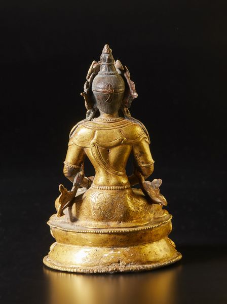 Arte Himalayana : Figura in bronzo dorato raffigurante Amitayus  Tibet, XIX secolo  - Asta Asta 373 | ARTE ORIENTALE E ISLAMICA - ARTE ORIENALE E WUNDERKAMMER Online - Associazione Nazionale - Case d'Asta italiane