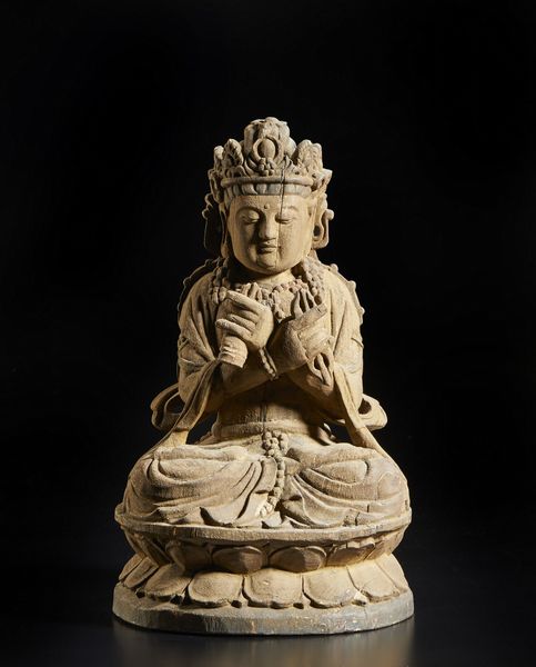 Arte Cinese : Scultura in legno raffigurante Vajradhara  Cina, XX secolo  - Asta Asta 373 | ARTE ORIENTALE E ISLAMICA - ARTE ORIENALE E WUNDERKAMMER Online - Associazione Nazionale - Case d'Asta italiane