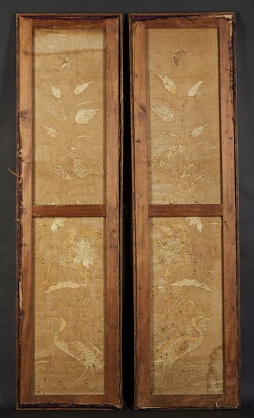 Arte Cinese : Coppia di pannelli a ricamo Cina, dinastia Qing, XIX secolo  - Asta Asta 373 | ARTE ORIENTALE E ISLAMICA - ARTE ORIENALE E WUNDERKAMMER Online - Associazione Nazionale - Case d'Asta italiane
