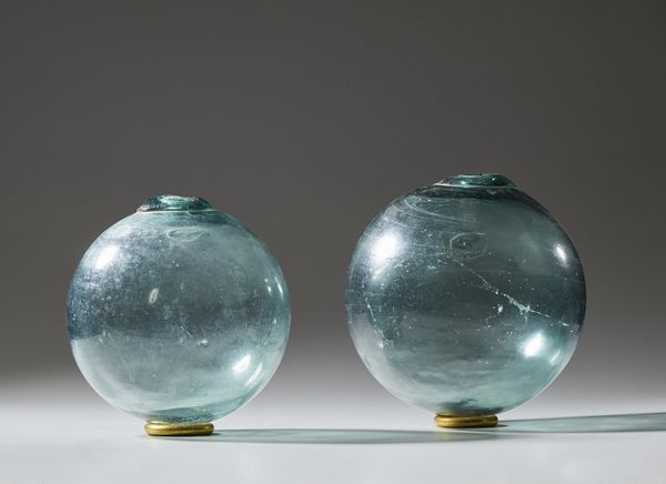 . : Due grandi sfere in vetro soffiato.  - Asta Asta 373 | ARTE ORIENTALE E ISLAMICA - ARTE ORIENALE E WUNDERKAMMER Online - Associazione Nazionale - Case d'Asta italiane