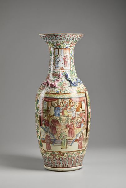 Arte Cinese : Grande vaso Canton con chilong  Cina, inizi XX secolo  - Asta Asta 373 | ARTE ORIENTALE E ISLAMICA - ARTE ORIENALE E WUNDERKAMMER Online - Associazione Nazionale - Case d'Asta italiane