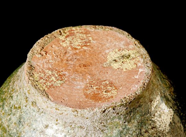 Arte Cinese : Lotto di due ceramiche  Cina, dinastia Ming, XV secolo  - Asta Asta 373 | ARTE ORIENTALE E ISLAMICA - ARTE ORIENALE E WUNDERKAMMER Online - Associazione Nazionale - Case d'Asta italiane