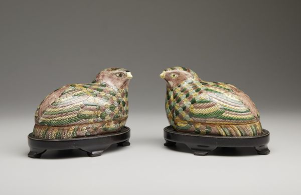 Arte Cinese : Coppia di scatole in porcellana e vaso Cina, XIX-XX secolo  - Asta Asta 373 | ARTE ORIENTALE E ISLAMICA - ARTE ORIENALE E WUNDERKAMMER Online - Associazione Nazionale - Case d'Asta italiane