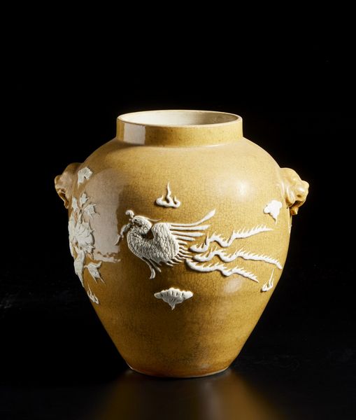 Arte Cinese : Vaso con decoro a rilievo  Cina, dinastia Qing, XIX secolo  - Asta Asta 373 | ARTE ORIENTALE E ISLAMICA - ARTE ORIENALE E WUNDERKAMMER Online - Associazione Nazionale - Case d'Asta italiane