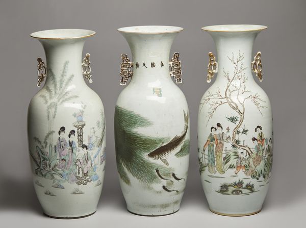 Arte Cinese : Gruppo di cinque vasi a balaustro  Cina, prima met� XX secolo  - Asta Asta 373 | ARTE ORIENTALE E ISLAMICA - ARTE ORIENALE E WUNDERKAMMER Online - Associazione Nazionale - Case d'Asta italiane