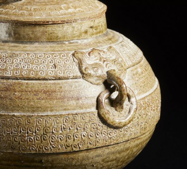 Arte Cinese : Vaso in terracotta invetriata  Cina, dinastia Ming (?)  - Asta Asta 373 | ARTE ORIENTALE E ISLAMICA - ARTE ORIENALE E WUNDERKAMMER Online - Associazione Nazionale - Case d'Asta italiane