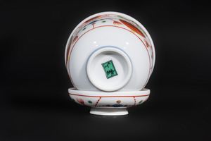 ARTE GIAPPONESE : Tazza da te in porcellana Imari  Giappone, XIX secolo  - Asta Asta 373 | ARTE ORIENTALE E ISLAMICA - ARTE ORIENALE E WUNDERKAMMER Online - Associazione Nazionale - Case d'Asta italiane