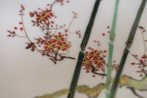 ARTE GIAPPONESE : Lotto composto da vassoi ed accessori vari per la tavola in porcellana bianca  Giappone, XIX secolo  - Asta Asta 373 | ARTE ORIENTALE E ISLAMICA - ARTE ORIENALE E WUNDERKAMMER Online - Associazione Nazionale - Case d'Asta italiane