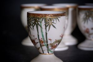 ARTE GIAPPONESE : Lotto composto da accessori per la tavola in porcellana bianca Giappone, XIX secolo  - Asta Asta 373 | ARTE ORIENTALE E ISLAMICA - ARTE ORIENALE E WUNDERKAMMER Online - Associazione Nazionale - Case d'Asta italiane