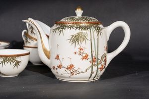 ARTE GIAPPONESE : Un servizio da t� in porcellana bianca Giappone, XIX secolo  - Asta Asta 373 | ARTE ORIENTALE E ISLAMICA - ARTE ORIENALE E WUNDERKAMMER Online - Associazione Nazionale - Case d'Asta italiane