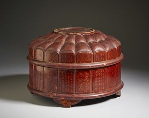 Arte Cinese - Grande scatola porta vivande in lacca  Cina, dinastia Qing, XIX secolo