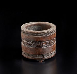 Arte Cinese - Piccolo bitong  in legno  Cina, dinastia Qing, XIX secolo