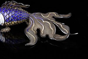 Arte Cinese : Pesce cloisonn� Cina, dinastia Qing, inizio XX secolo  - Asta Asta 373 | ARTE ORIENTALE E ISLAMICA - ARTE ORIENALE E WUNDERKAMMER Online - Associazione Nazionale - Case d'Asta italiane