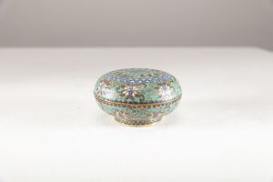 Arte Cinese - Scatola circolare in metallo cloisonn� Cina, dinastia Qing, XIX secolo