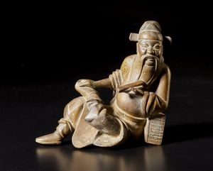 Arte Cinese - Scultura in bronzo raffigurante letterato seduto  Cina, dinastia Qing, XVIII secolo