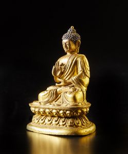 Arte Cinese : Buddha in bronzo dorato  Cina, dinastia Qing, XIX secolo  - Asta Asta 373 | ARTE ORIENTALE E ISLAMICA - ARTE ORIENALE E WUNDERKAMMER Online - Associazione Nazionale - Case d'Asta italiane