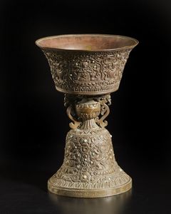 Arte Himalayana - Lampada in bronzo  Tibet, inizio XX secolo