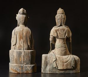 Arte Cinese : Coppia di Guanyin in legno  Cina, inizi XX secolo  - Asta Asta 373 | ARTE ORIENTALE E ISLAMICA - ARTE ORIENALE E WUNDERKAMMER Online - Associazione Nazionale - Case d'Asta italiane