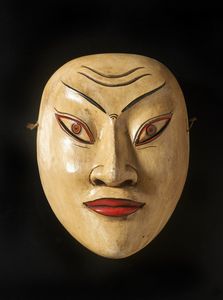 ARTE GIAPPONESE : Coppia di maschere del teatro Noh Giappone, periodo Taisho, inizio XX secolo  - Asta Asta 373 | ARTE ORIENTALE E ISLAMICA - ARTE ORIENALE E WUNDERKAMMER Online - Associazione Nazionale - Case d'Asta italiane