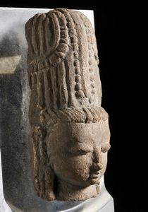 Arte Indiana - Testa in arenaria India, periodo Vijiayanagara, XVI secolo